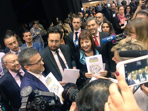 Moedas, Marques and Mahjoubi receive the SI Declaration