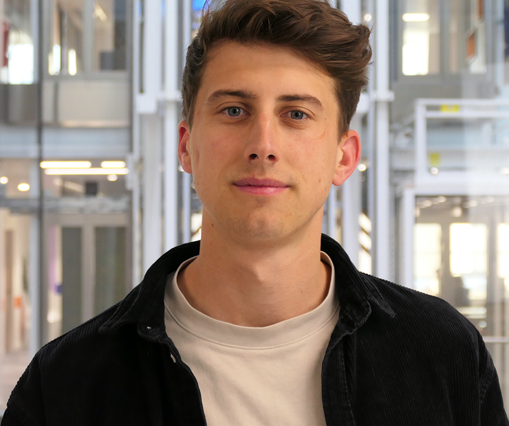 Alex Holdsworth